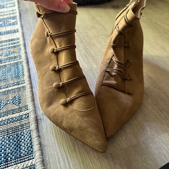 Suede tan Nine West boots - Picture 3 of 5
